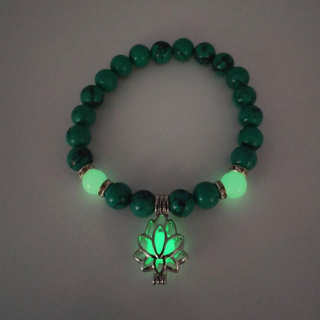 Pulsera de piedra natural que brilla en la oscuridad